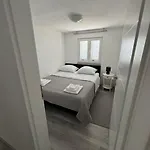 Apartment Mici *