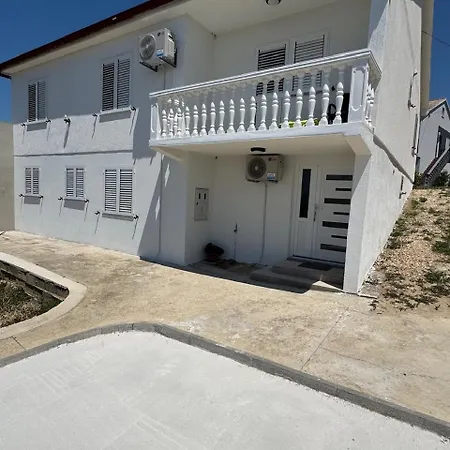 Mici Apartamento